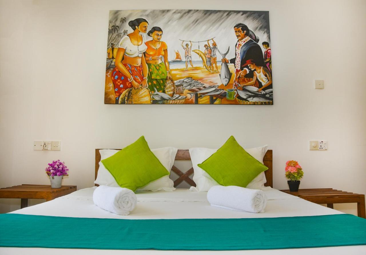 Di Sicuro Tourist Inn Hikkaduwa Exterior foto